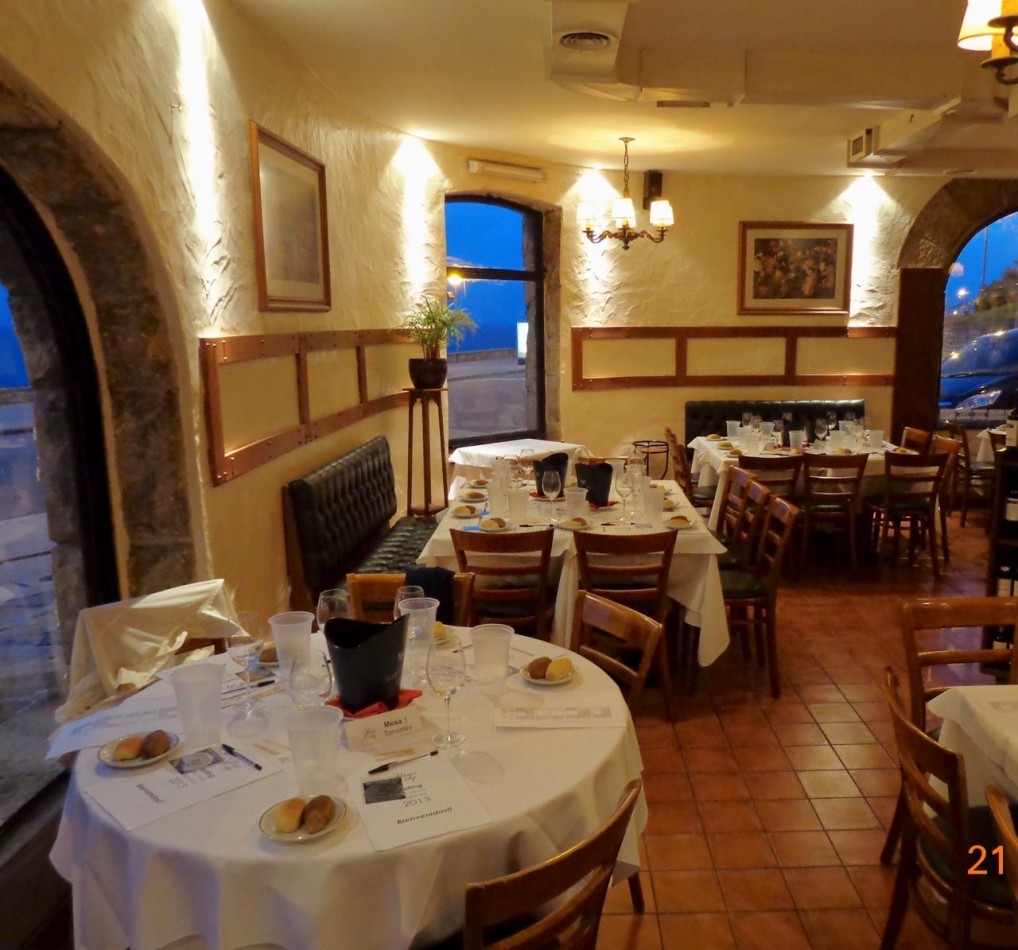 Exclusivo Local Comercial - Frente al Mar - Mendoza y Blvd. Maritimo Patricio Peralta Ramos