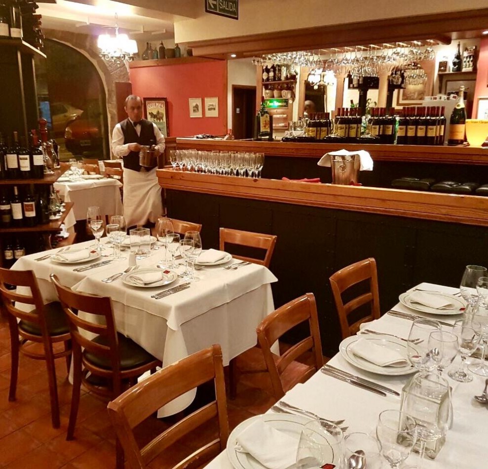 Exclusivo Local Comercial - Frente al Mar - Mendoza y Blvd. Maritimo Patricio Peralta Ramos