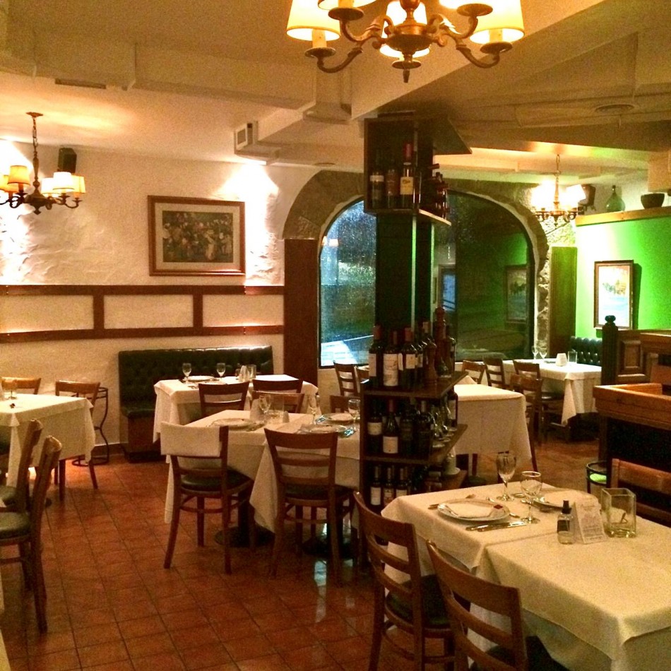 Exclusivo Local Comercial - Frente al Mar - Mendoza y Blvd. Maritimo Patricio Peralta Ramos