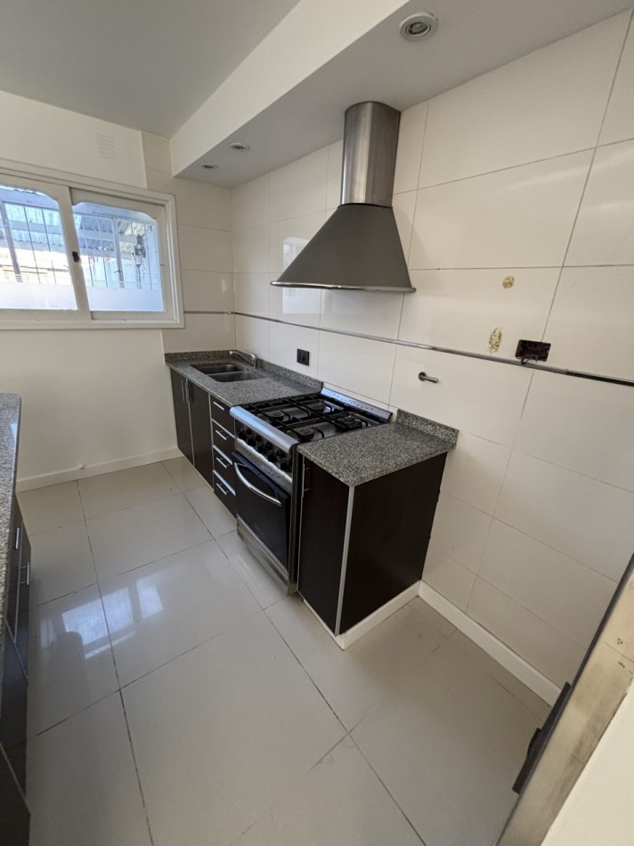 Alquiler 24 Meses - Duplex 3 Amb. Larrea casi La Madrid  