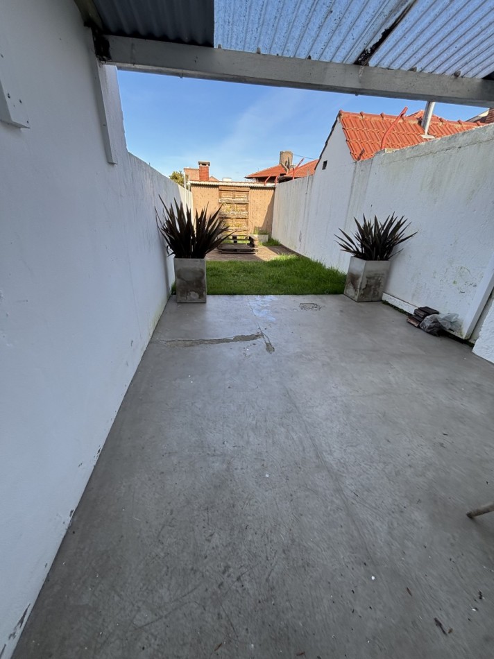 Alquiler 24 Meses - Duplex 3 Amb. Larrea casi La Madrid  