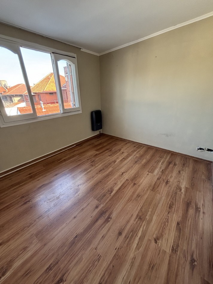 Alquiler 24 Meses - Duplex 3 Amb. Larrea casi La Madrid  