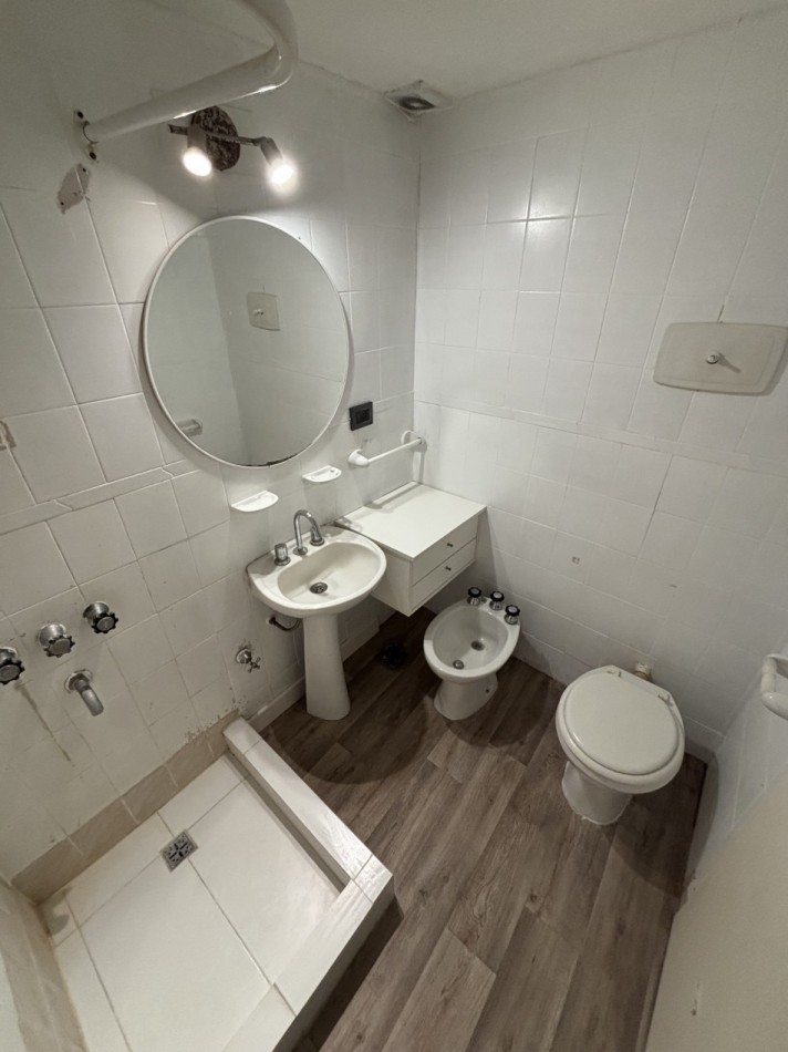 Alquiler 24 Meses - Duplex 3 Amb. Larrea casi La Madrid  