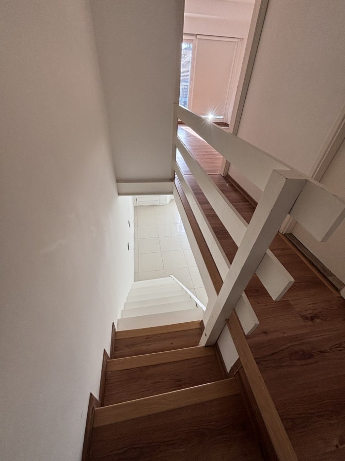Alquiler 24 Meses - Duplex 3 Amb. Larrea casi La Madrid  