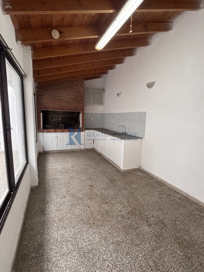 Chalet 3 Amb. con Garage y Quincho. Perla Norte - 2 Cuadras del Mar