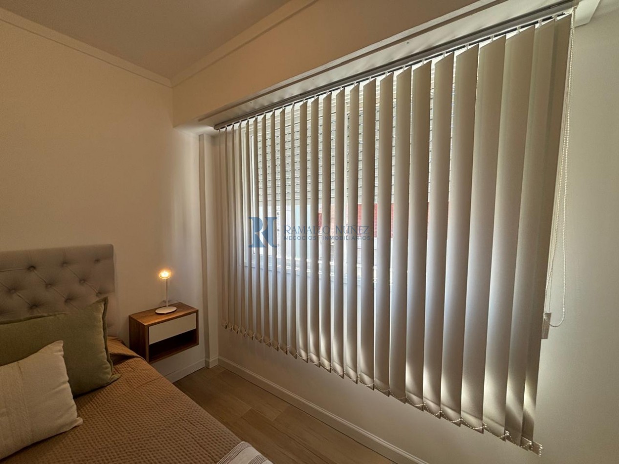 Reciclado a nuevo - 2 Amb. a la calle - Entre Rios esquina Brown