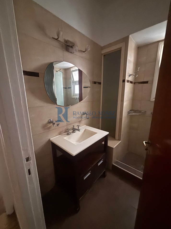 Venta Chalet 4 Amb. Garaje y Patio + Propiedad 3 ambientes detras