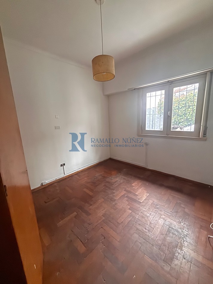 Venta Chalet 4 Amb. Garaje y Patio + Propiedad 3 ambientes detras