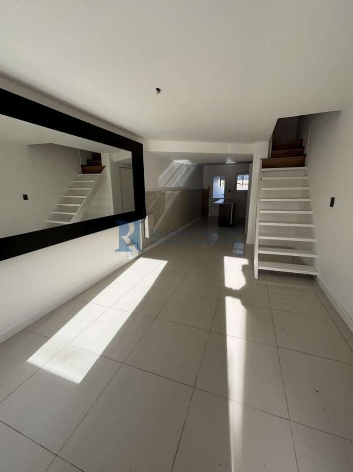 Alquiler 24 Meses - Duplex 3 Amb. Larrea casi Lamadrid  