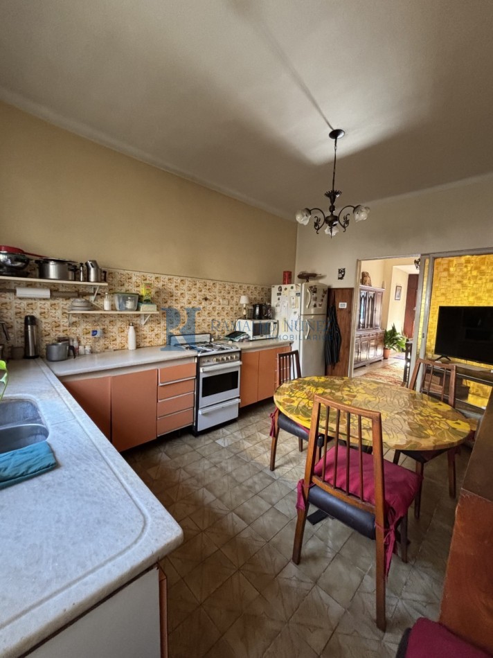 Chalet en PH al frente- 4 Amb. - Bermejo casi J.B. Justo