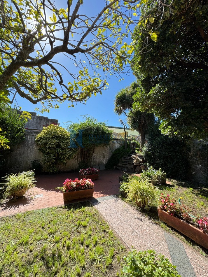 Chalet 5 Amb. Quincho, Garaje y Jardin - La Perla Norte