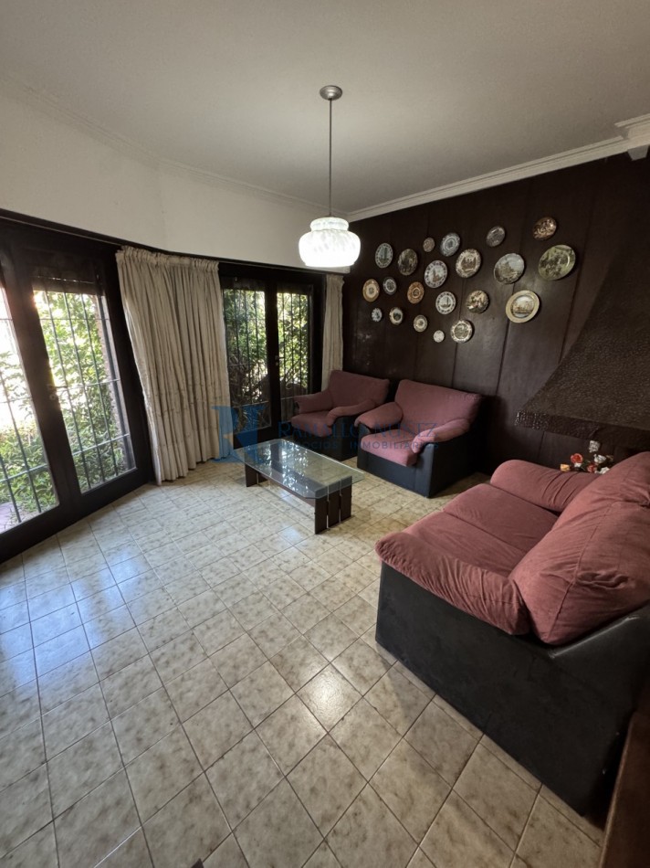 Chalet de 6 Amb. desarrollado en 3 Niveles - Zona Punta Mogotes