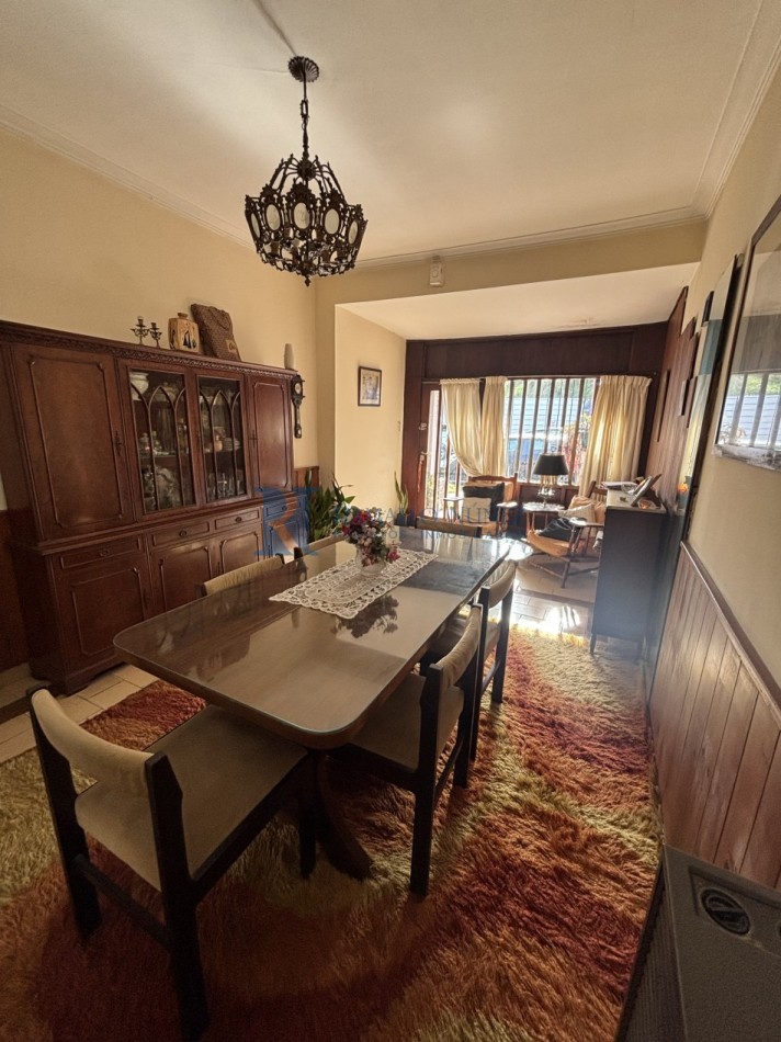 Chalet en PH al frente- 4 Amb. - Bermejo casi J.B. Justo