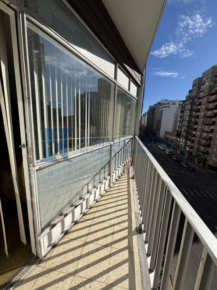 Clasico 3 Amb. con Balcon y vista lateral al Mar