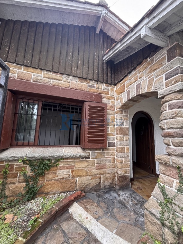 Chalet 3 Amb. con Garage y Quincho. Perla Norte - 2 Cuadras del Mar