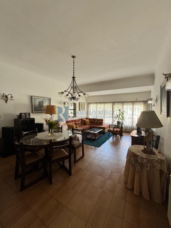 Chalet 5 Amb. Quincho, Garaje y Jardin - La Perla Norte