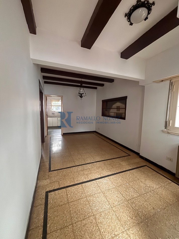 Venta Chalet 4 Amb. Garaje y Patio + Propiedad 3 ambientes detras