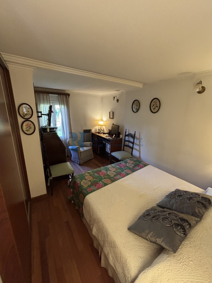 Casa de una sola planta 4 Ambientes  - Barrio San Geronimo