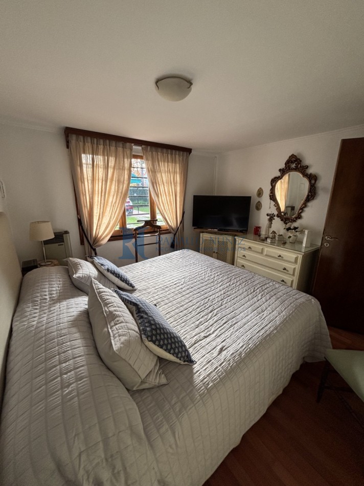 Casa de una sola planta 4 Ambientes  - Barrio San Geronimo