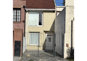 Alquiler 24 Meses - Duplex 3 Amb. Larrea casi La Madrid  